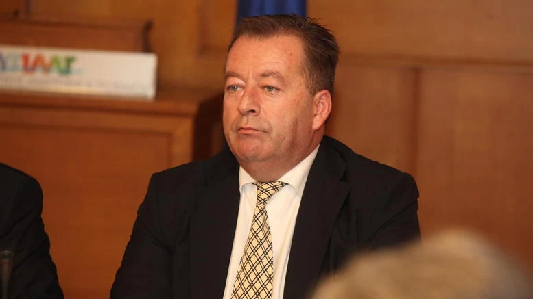 Υφ. Aνάπτυξης: Η ψήφος εμπιστοσύνης δεν συνδέεται με τη Συμφωνία των Πρεσπών (βίντεο)